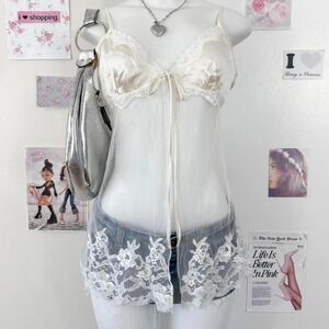 Victoria's Secret Y2K Lace Baby Doll Top S — Coquette / Angel-core Aesthetic